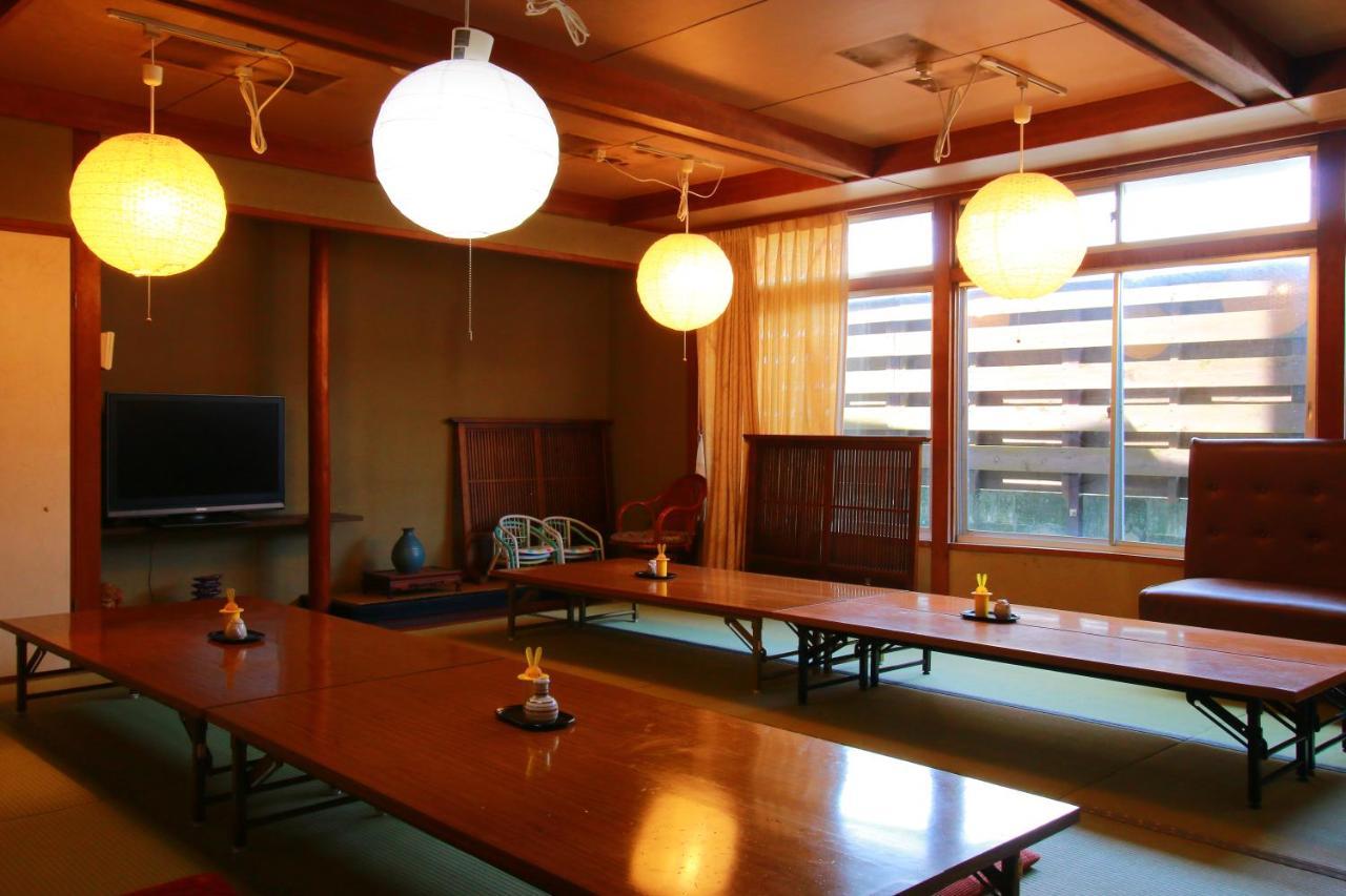 Family Ryokan Kawakyu With Showa Retro, Private Hot Spring Ibusuki Esterno foto